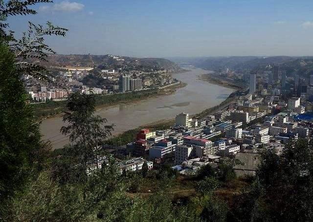 山西一县三度跻身百强县，境内一座荒山因造林绿化成生态公园